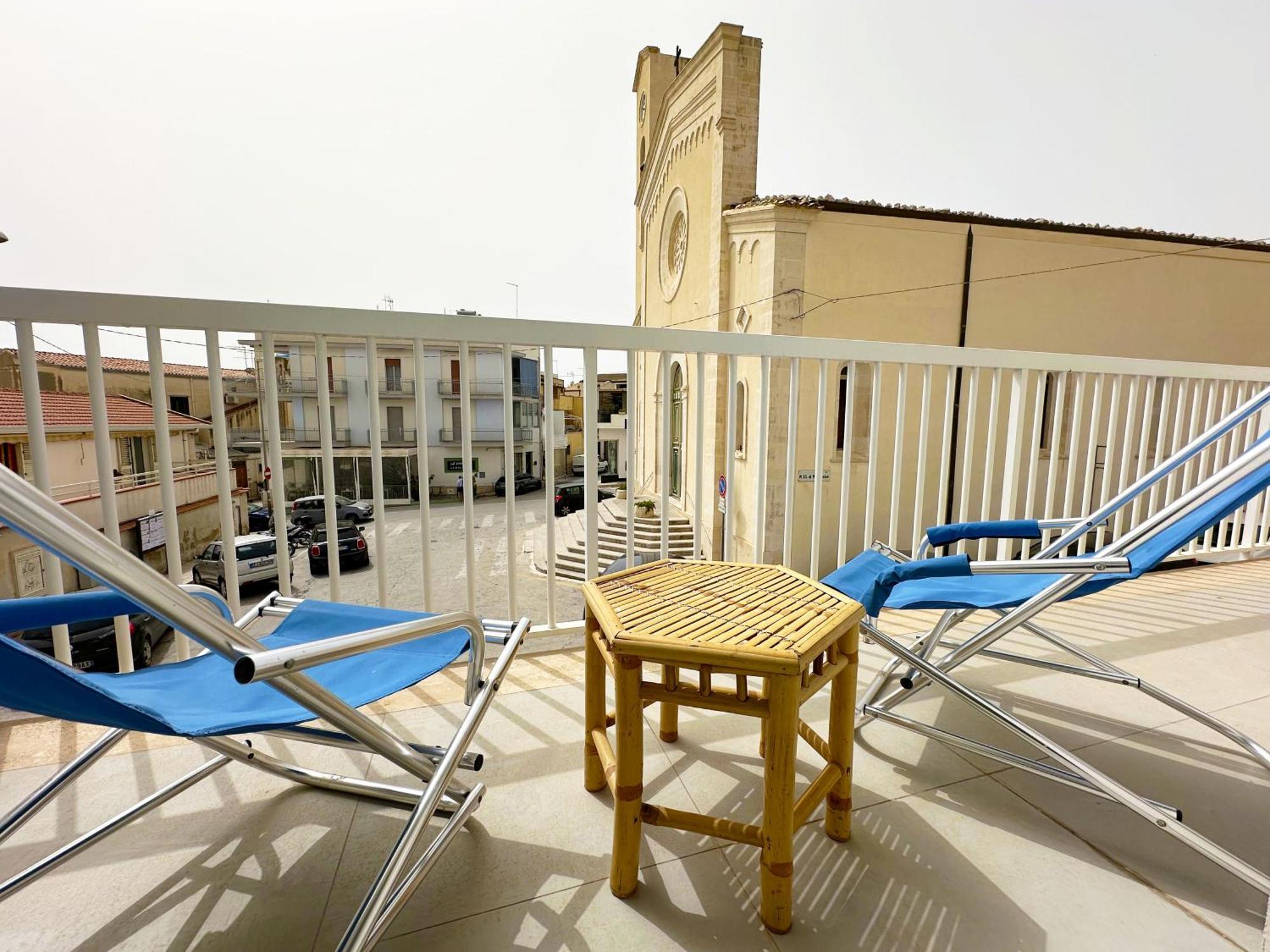 Portosalvo Holiday House Villa Marina di Ragusa Esterno foto
